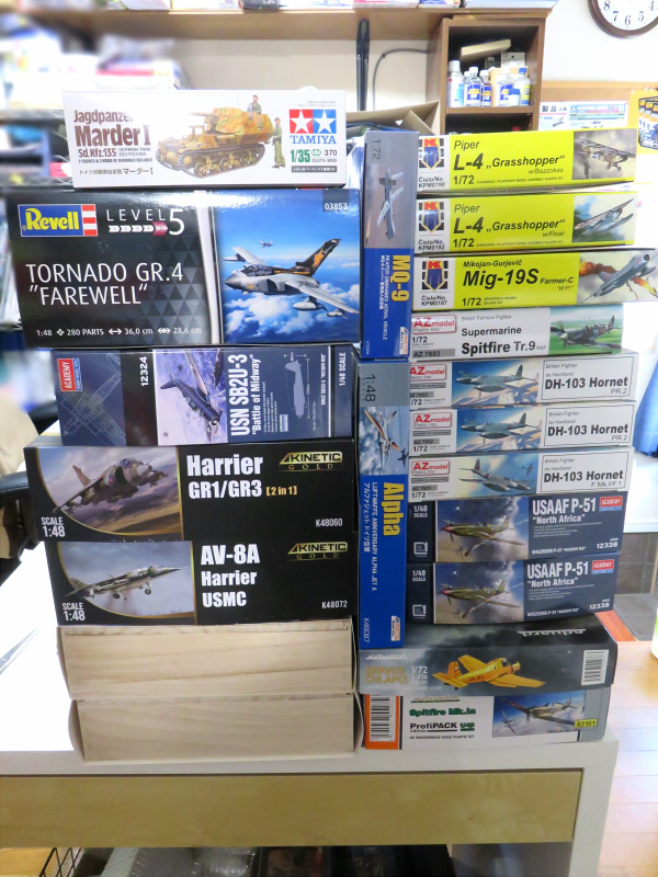 入荷案内】アカデミー 1/48 P-51 マスタング “北アフリカ戦線” | 横浜